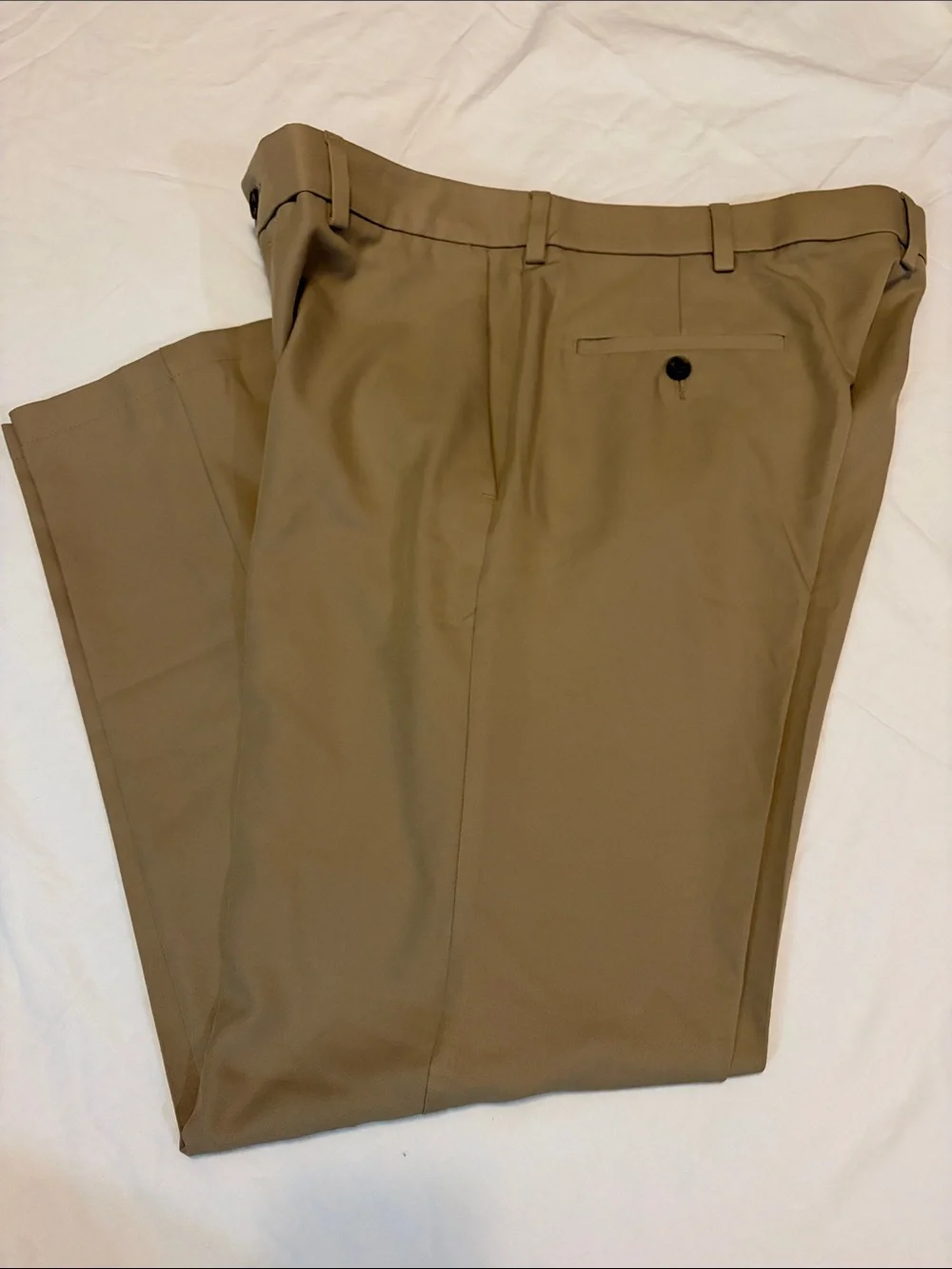 Haggar Men’s Khaki Flat-Front Stretch Chinos